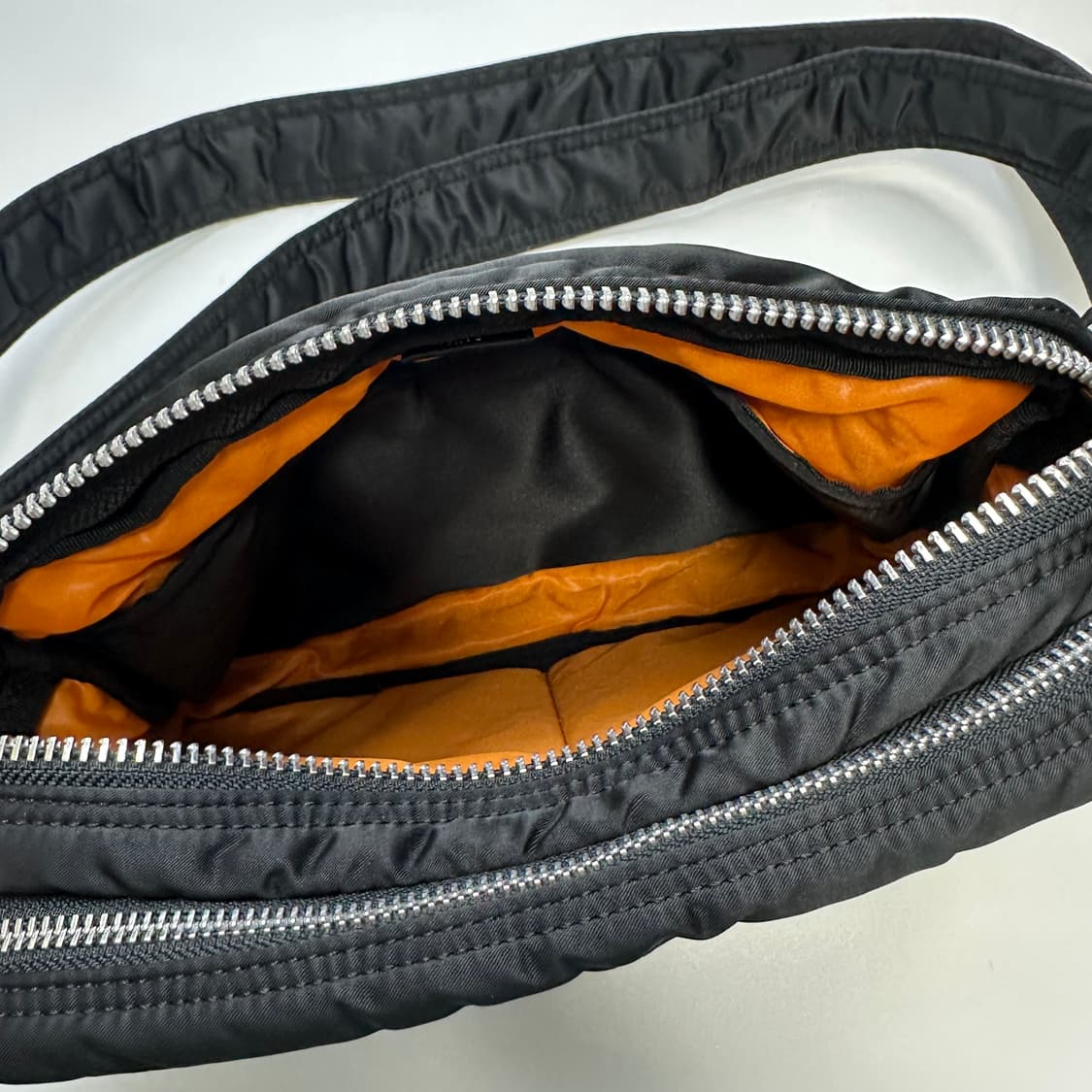 PORTER TANKER SHOULDER BAG (S) 포터 탱커 숄더백 상품이미지9