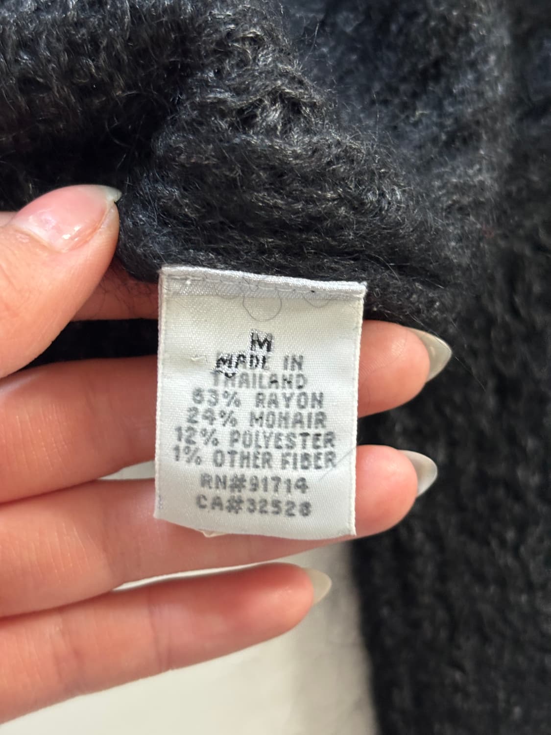 Armani Exchange 아르마니 익스체인지 모헤어 블랙 니트 상품이미지7