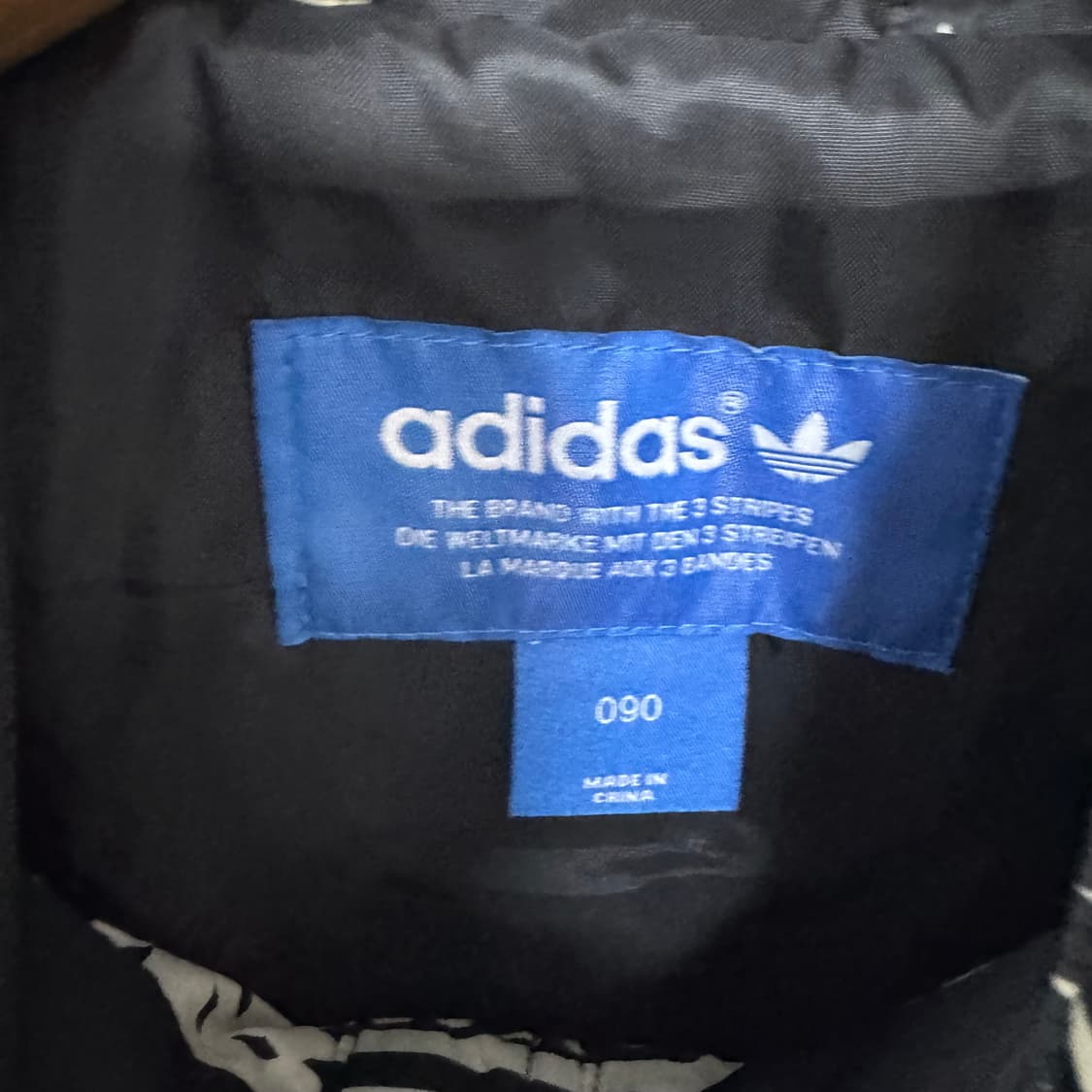 아디다스 트레포일 트라이벌 패딩조끼 상품이미지3