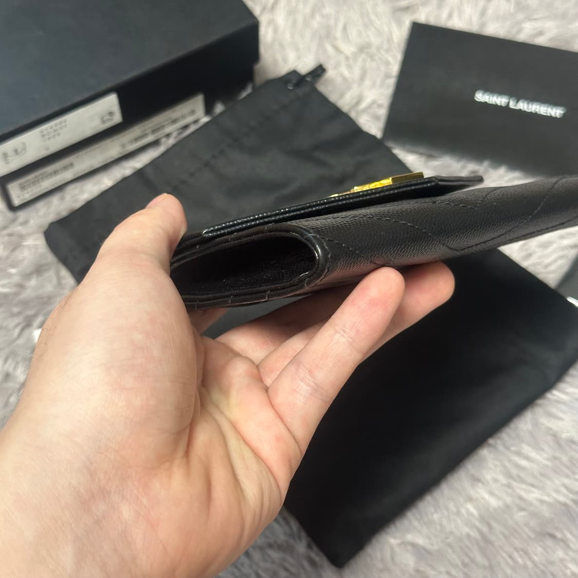 [풀구성] 입생로랑 마틀라세 엔벨로프 중지갑 블랙 상품이미지8
