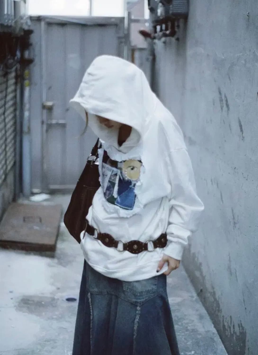 알디유 패치워크 펄 후드티 화이트 상품이미지1