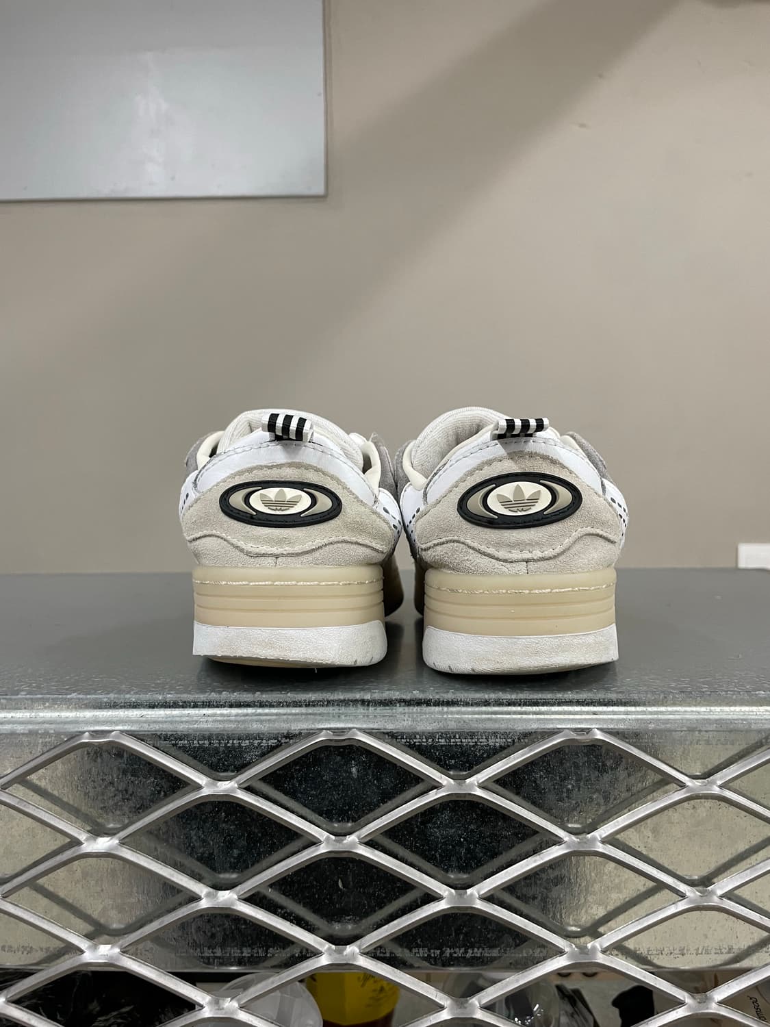 아디다스 아디 2000 화이트 코어 블랙 230 상품이미지3