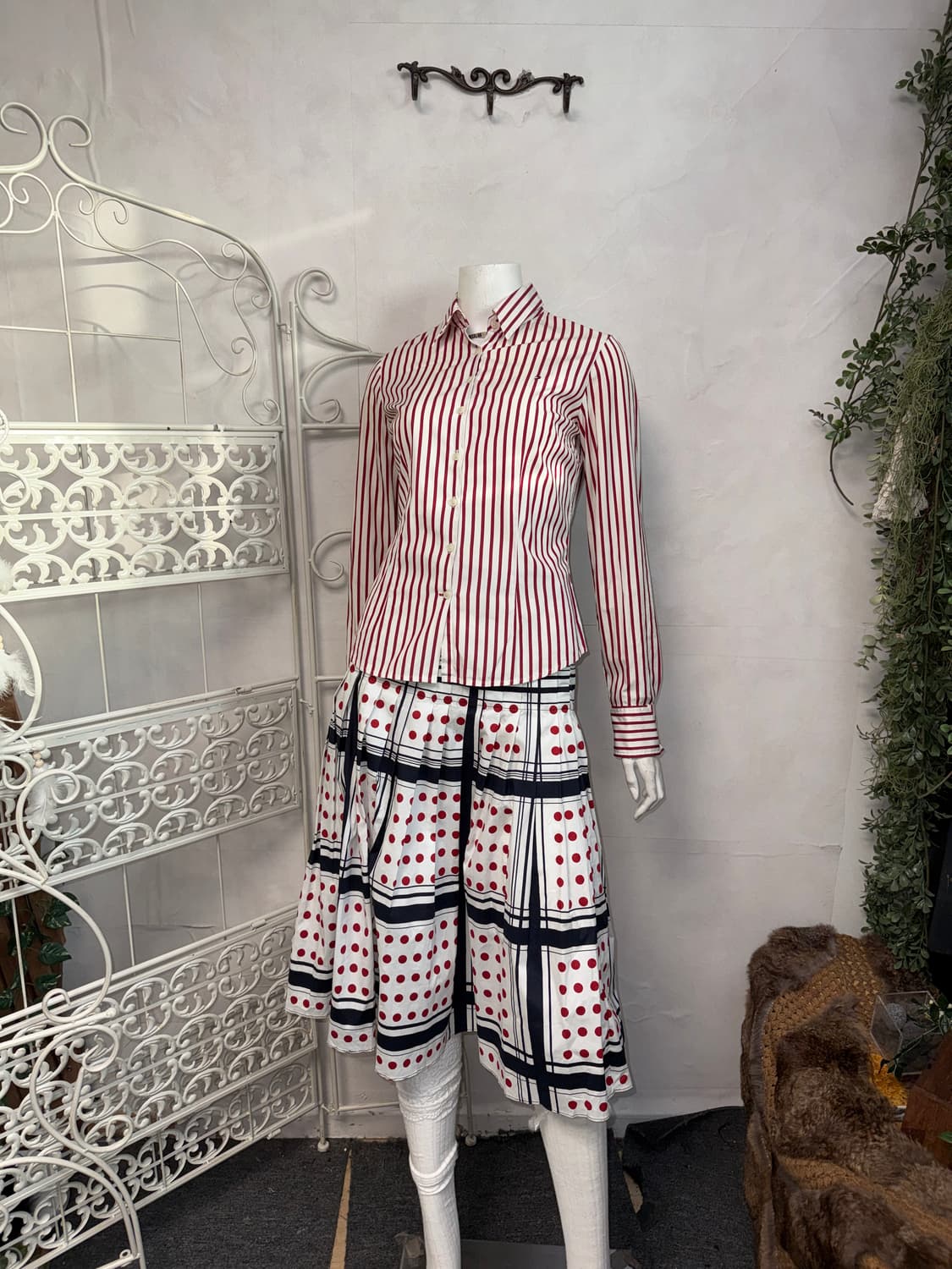 Tommy Hilfiger red stripe shirt 상품이미지6