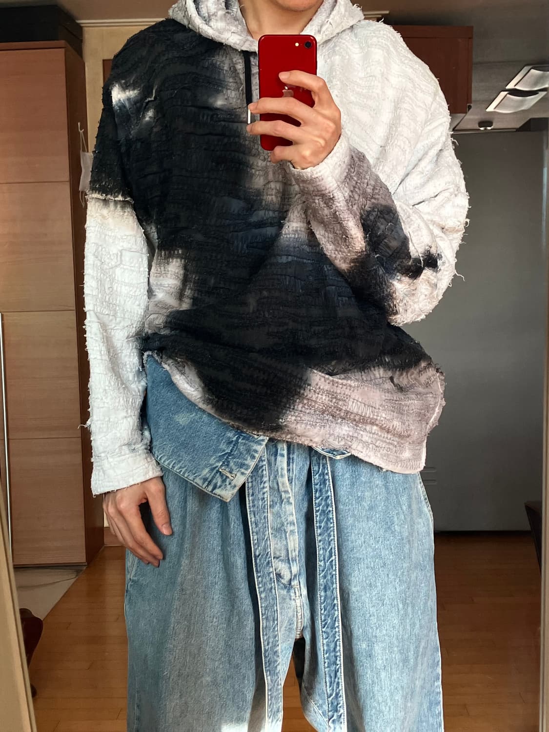 지방시 보로 후드티 상품이미지1