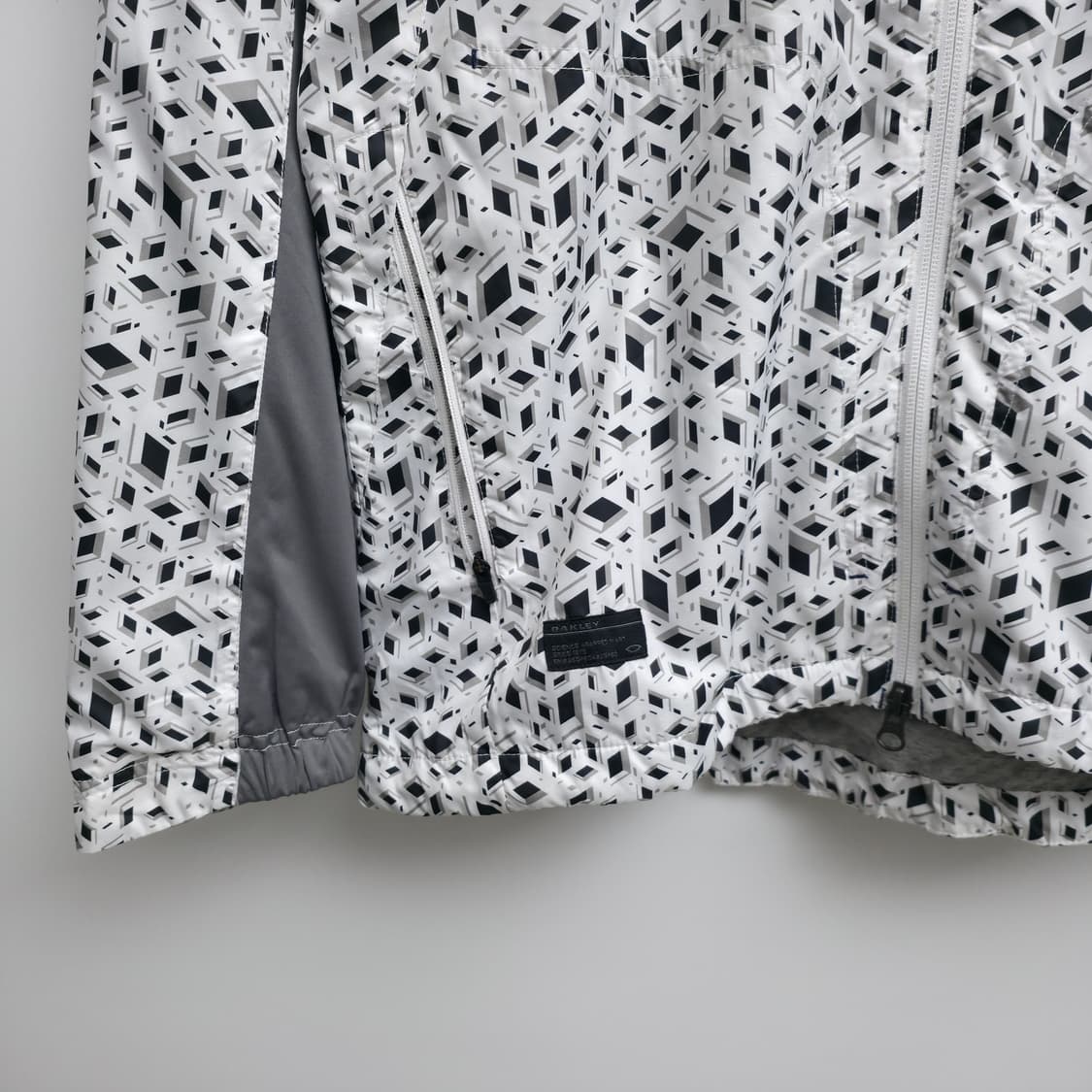 [XL] 오클리 패턴 바람막이 상품이미지4