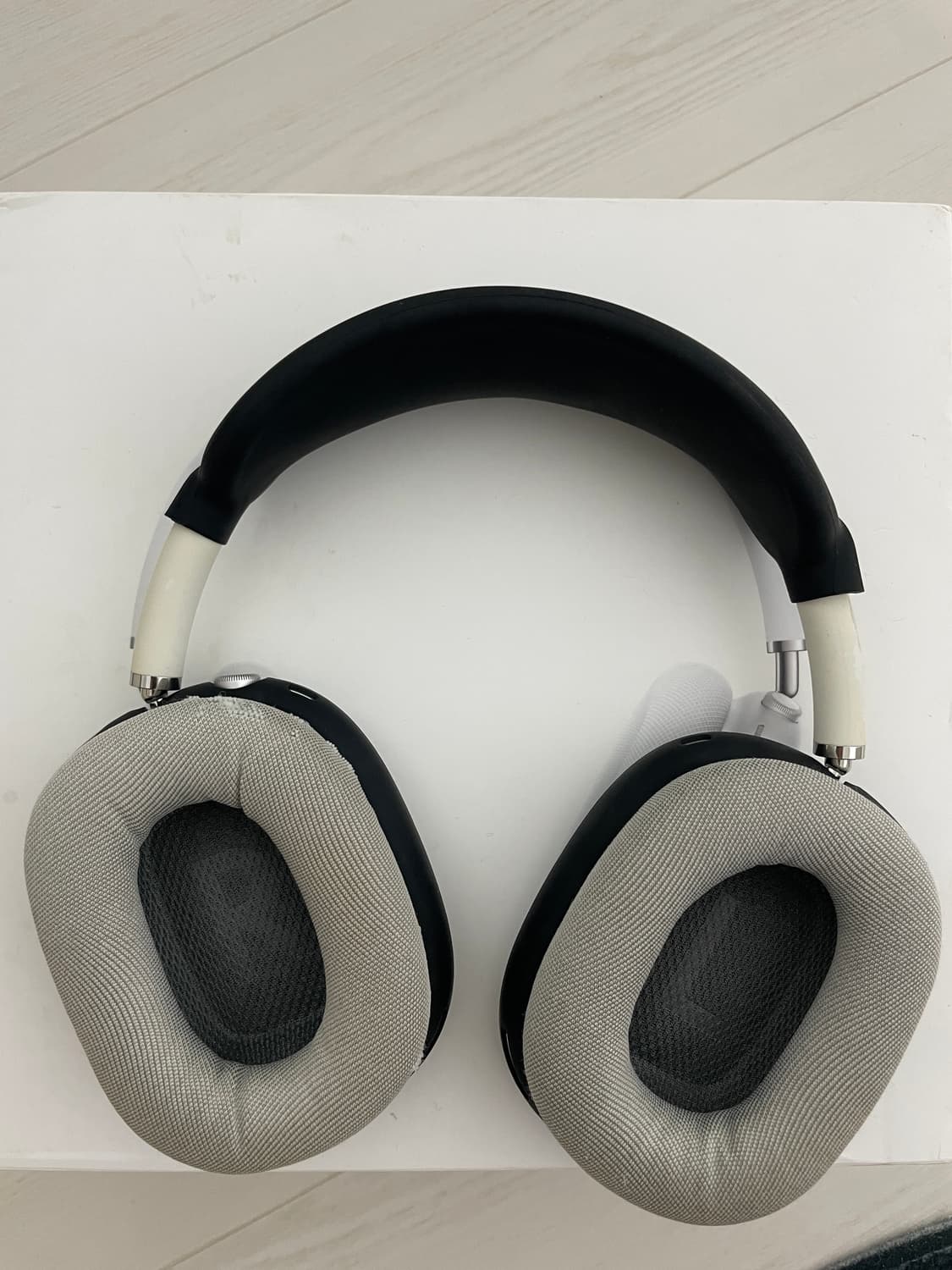 에어팟 맥스 실버 풀박 상품이미지3