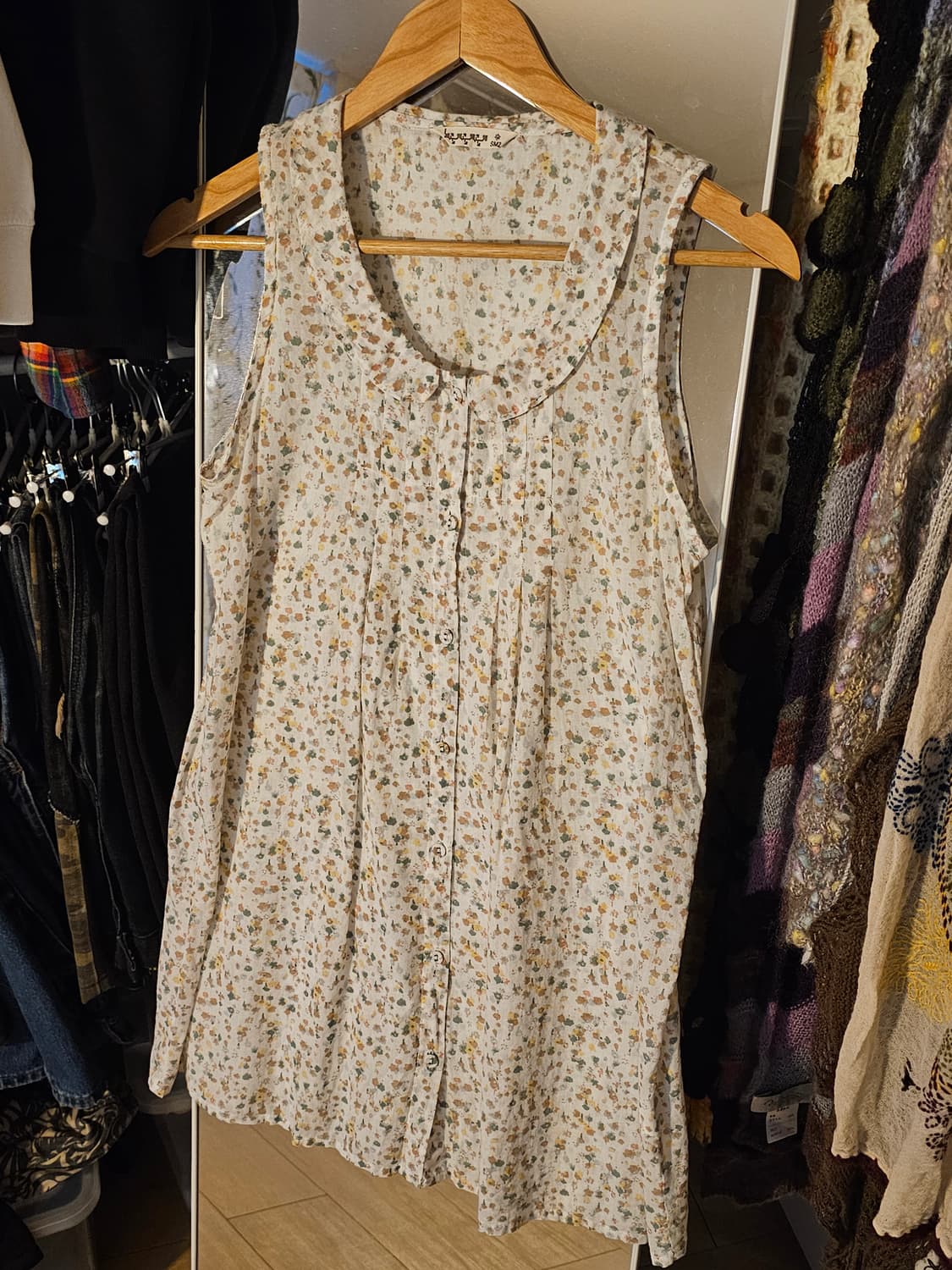 SM2 사만사모스모스 노란잔꽃 바선생핏 슬리브리스 상품이미지1