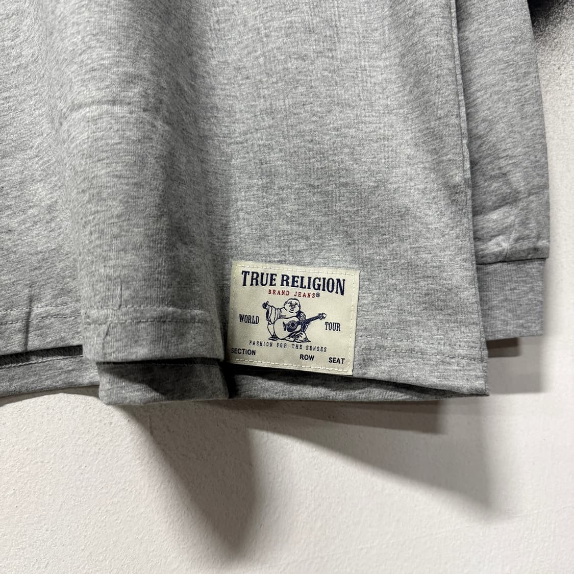 트루릴리젼 백 프린팅 월드투어 데드스탁 롱 슬리브 상품이미지6