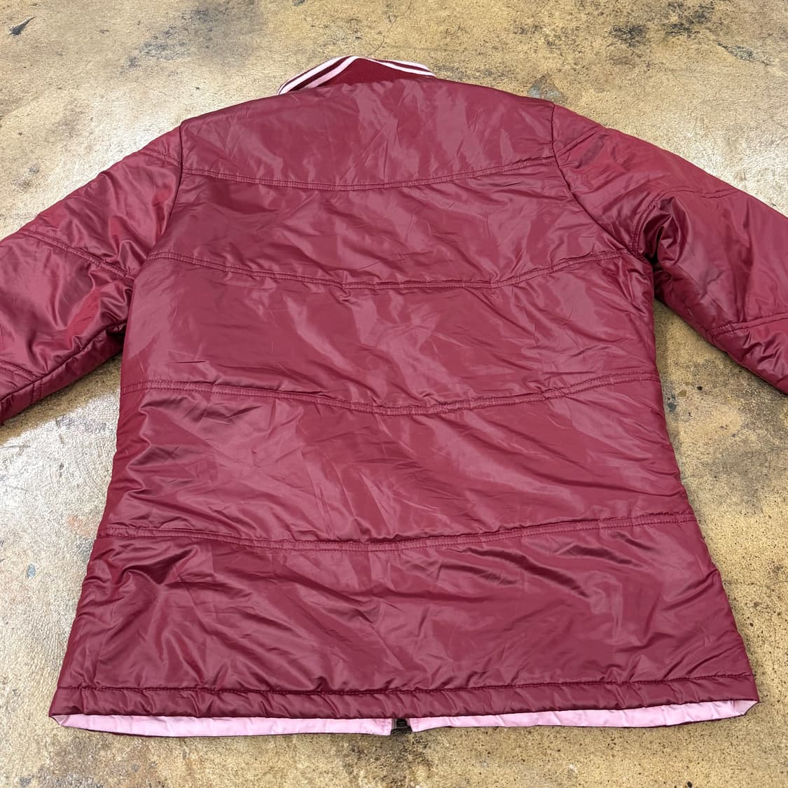 아디다스 딸기우유 핑크 버건디 양면 패딩  상품이미지4