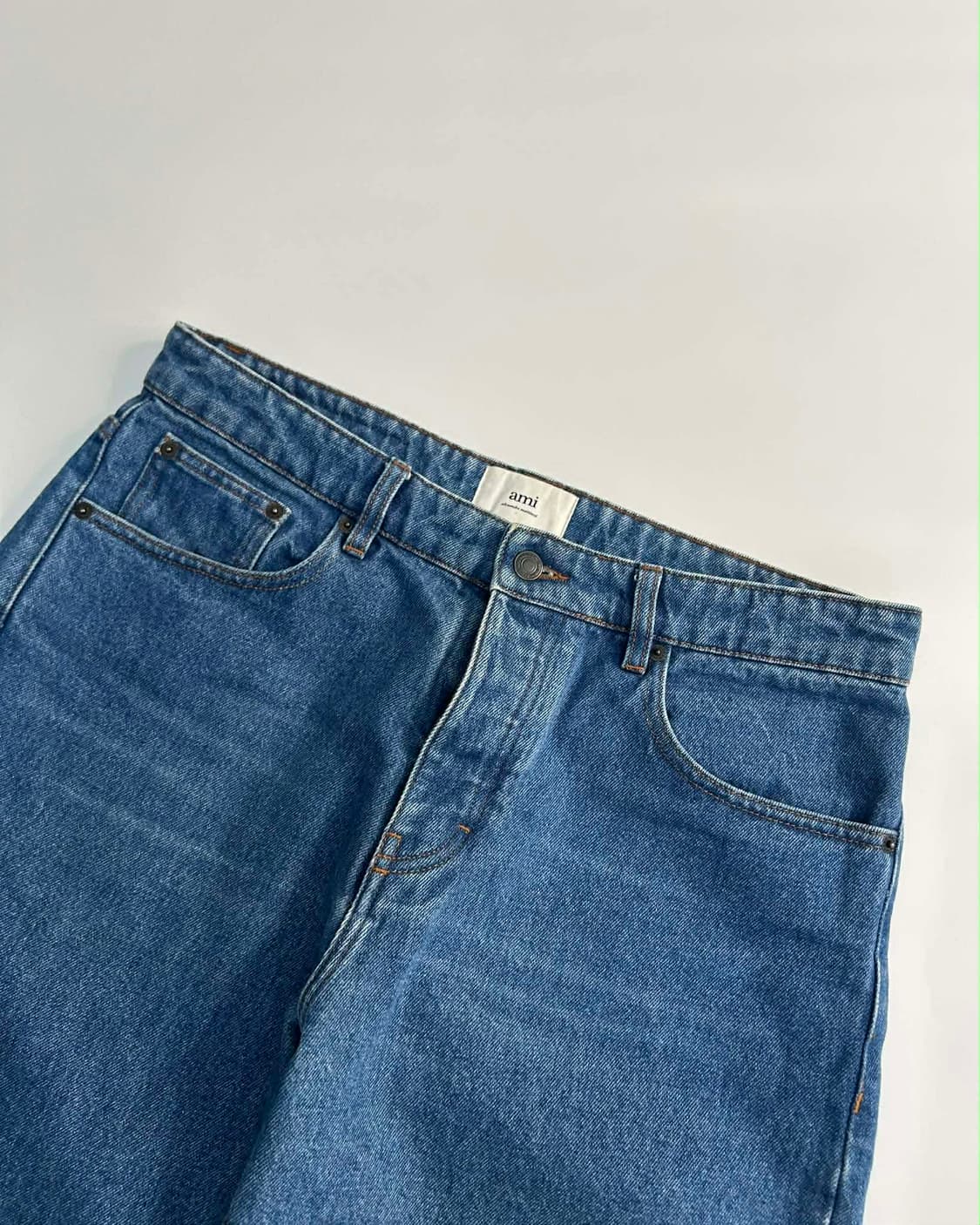 [33] Ami 아미 테이퍼드 핏 데님 팬차 상품이미지3