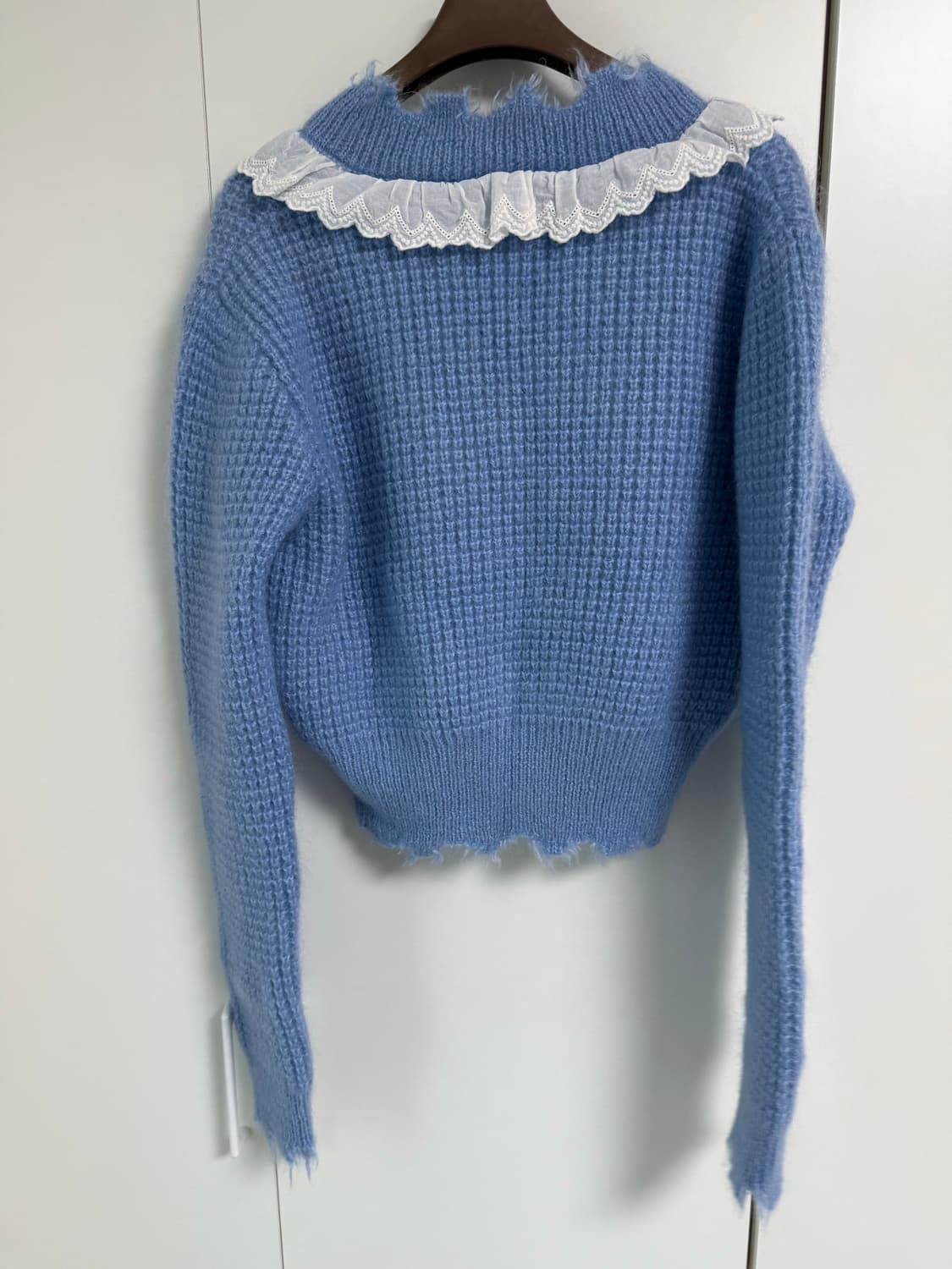 슈슈통 러플 브이넥 니트 상품이미지6