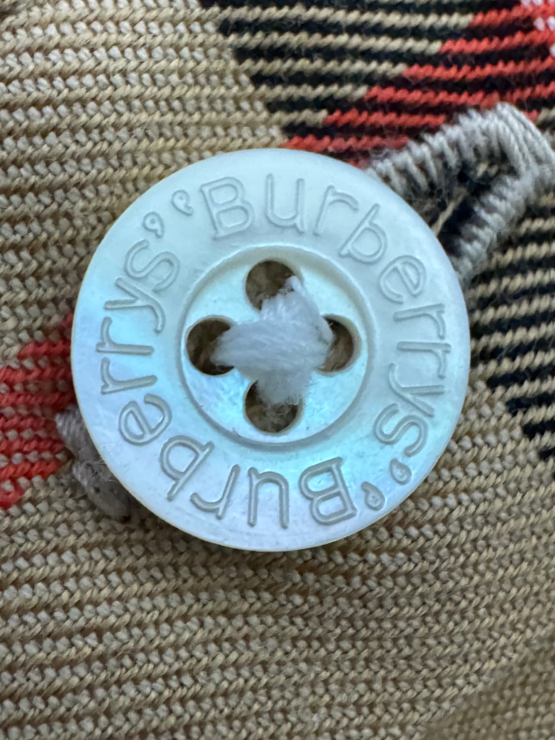 버버리(Burberry) 클래식 노바체크 셔츠 상품이미지4