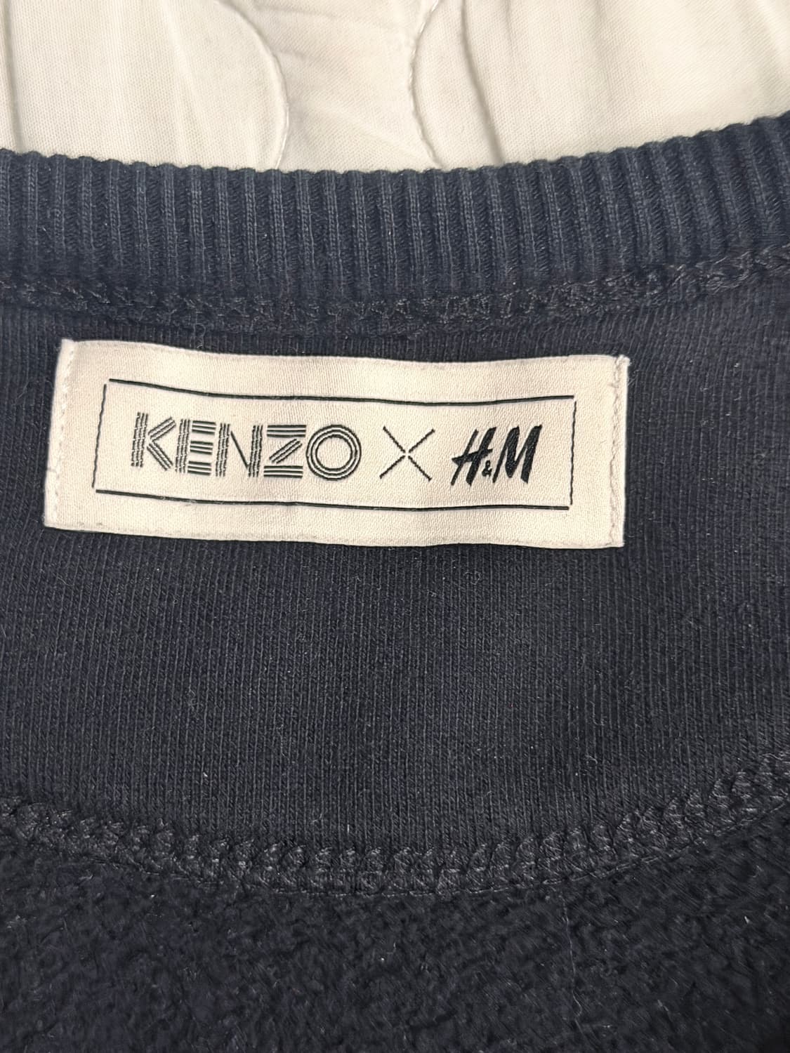 H&M x 겐조 콜라보 맨투맨 (M) 상품이미지3
