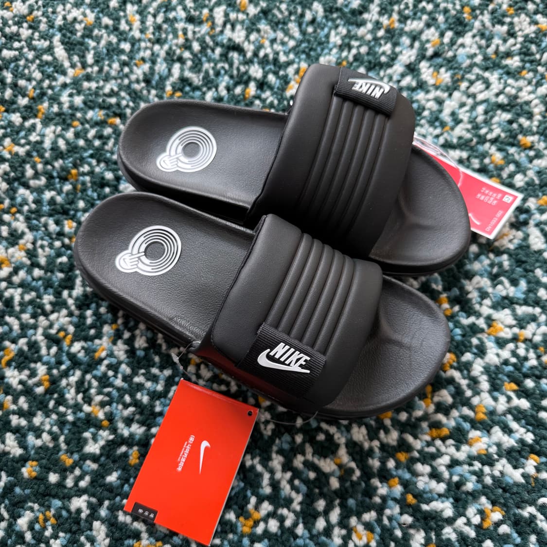 나이키 오프코트 어드저스트 슬라이드 블랙 화이트 상품이미지2