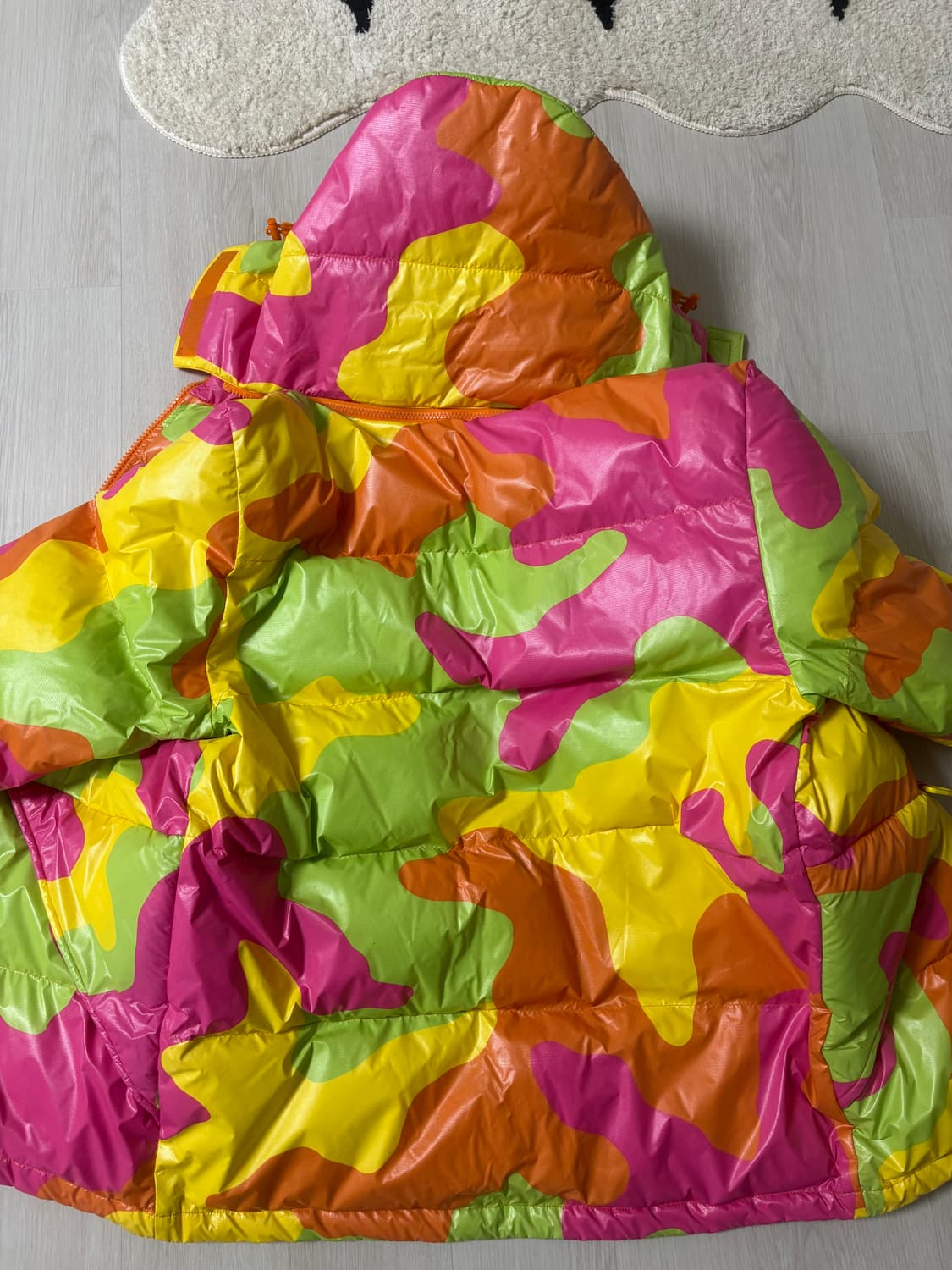 아디다스 제레미스캇 홀로그램 패딩 상품이미지4