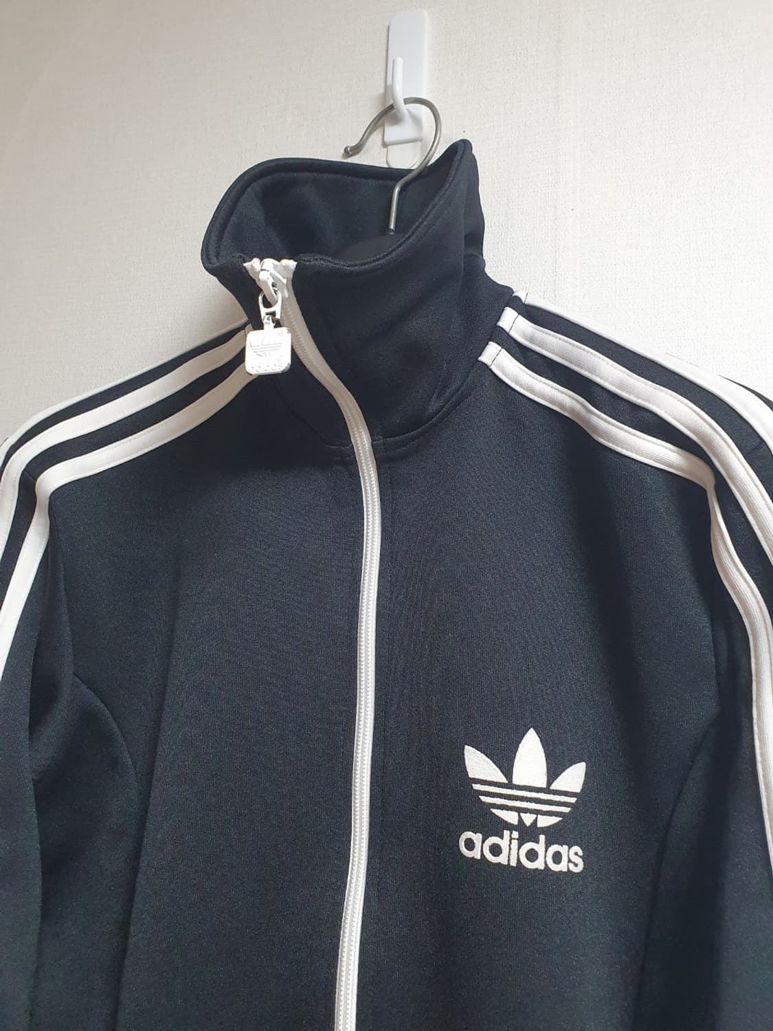 아디다스 유로파 져지 블랙 삼선 화이트 트랙탑 90 상품이미지3