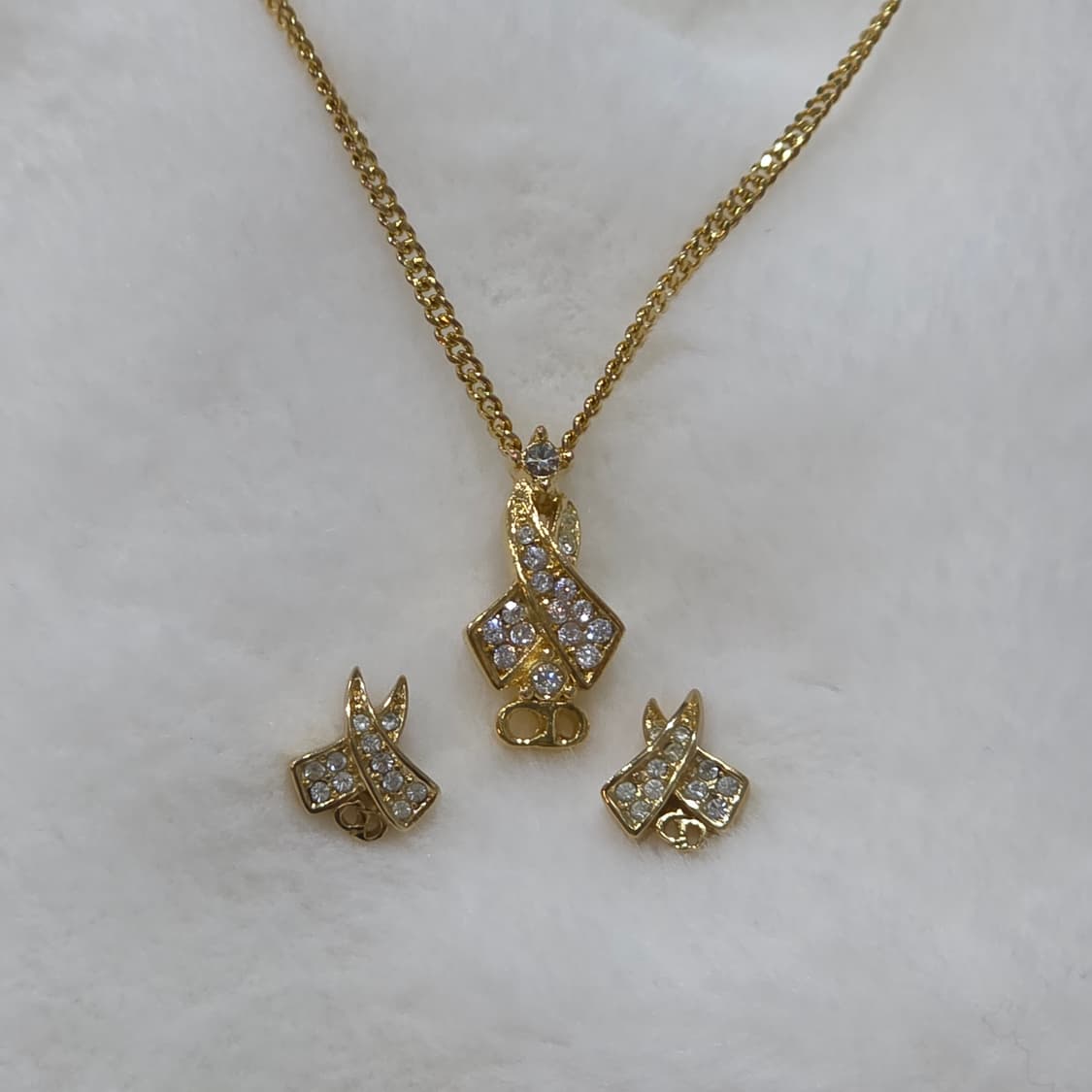 디올 금장 리본 cd로고 큐빅 목걸이 상품이미지7