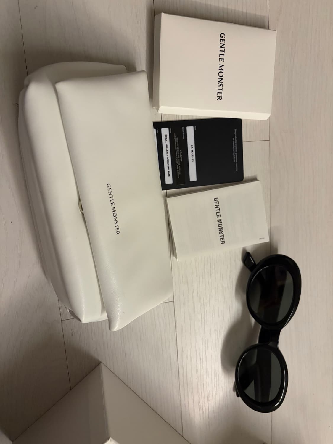 젠틀몬스터 LA MODE-01 선글라스 풀박스 상품이미지1