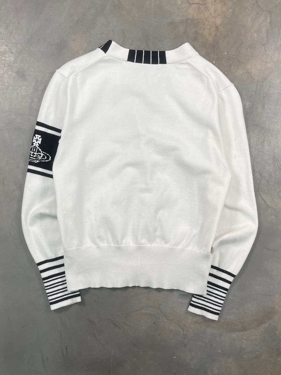 비비안 웨스트우드 앙글로마니아 니트 가디건 상품이미지5