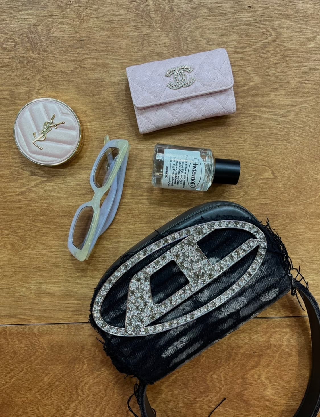 디젤 1DR 데님 레더 블랙 숄더백 상품이미지1