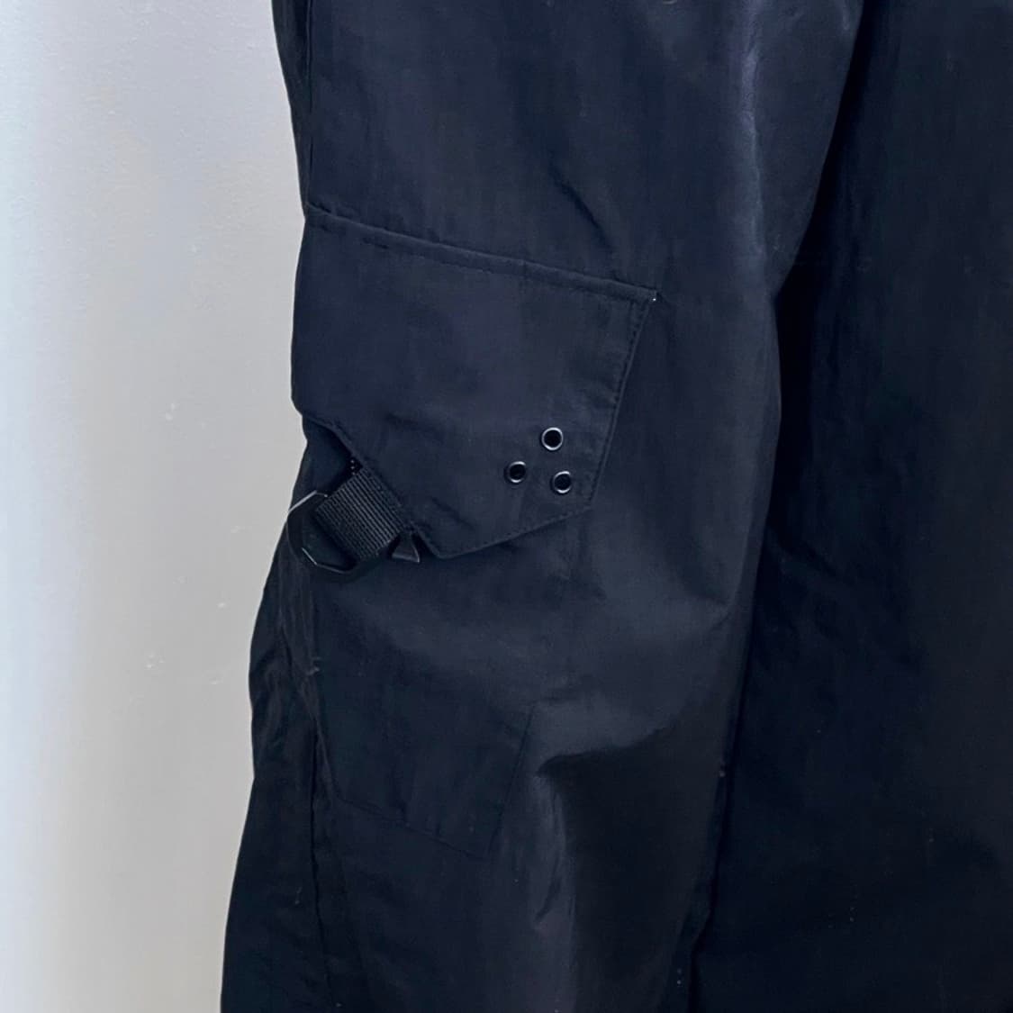 드네이지 유틸리티 더블 포켓 나일론 우븐 조거 팬츠 상품이미지3