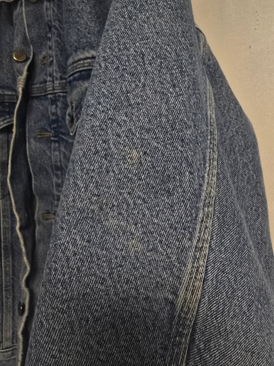 칼하트 j11 데님 블랭킷 트러커 상품이미지3