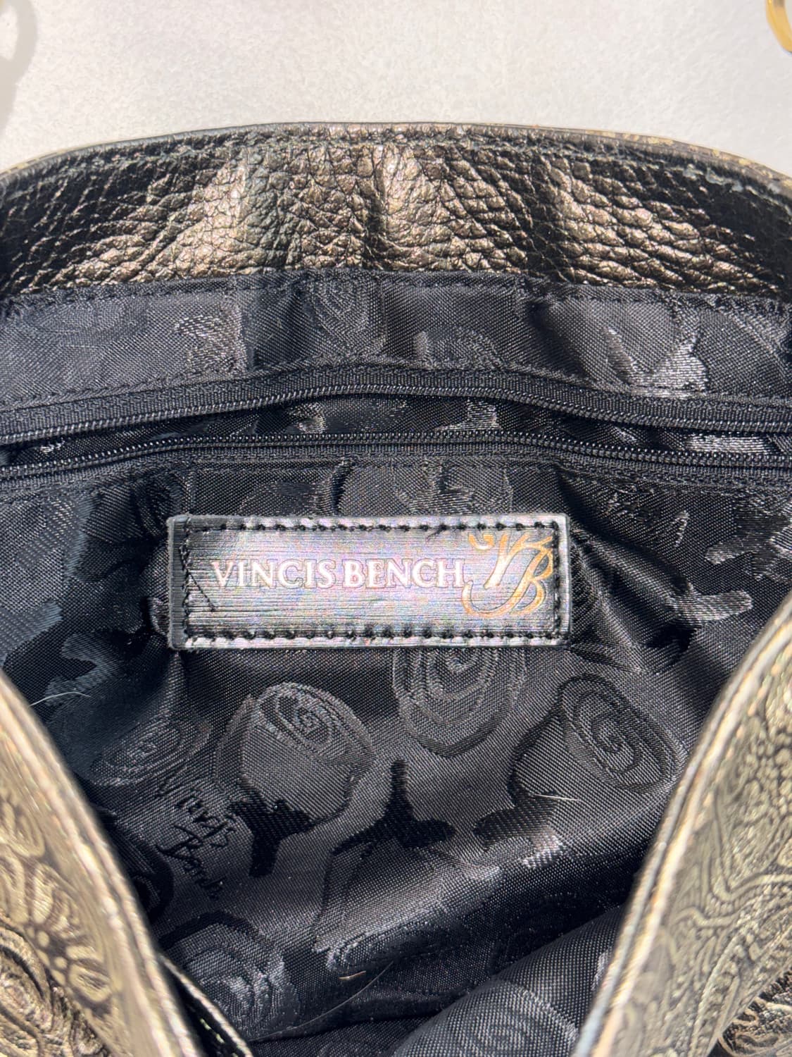 Vincis Bench black oriental chain 숄더백 상품이미지6