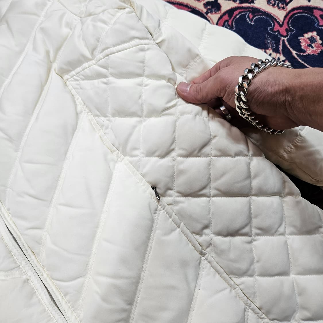 나인웨스트(NINE WEST) 구스다운 퀄팅 경량 패딩 자켓 L 상품이미지4