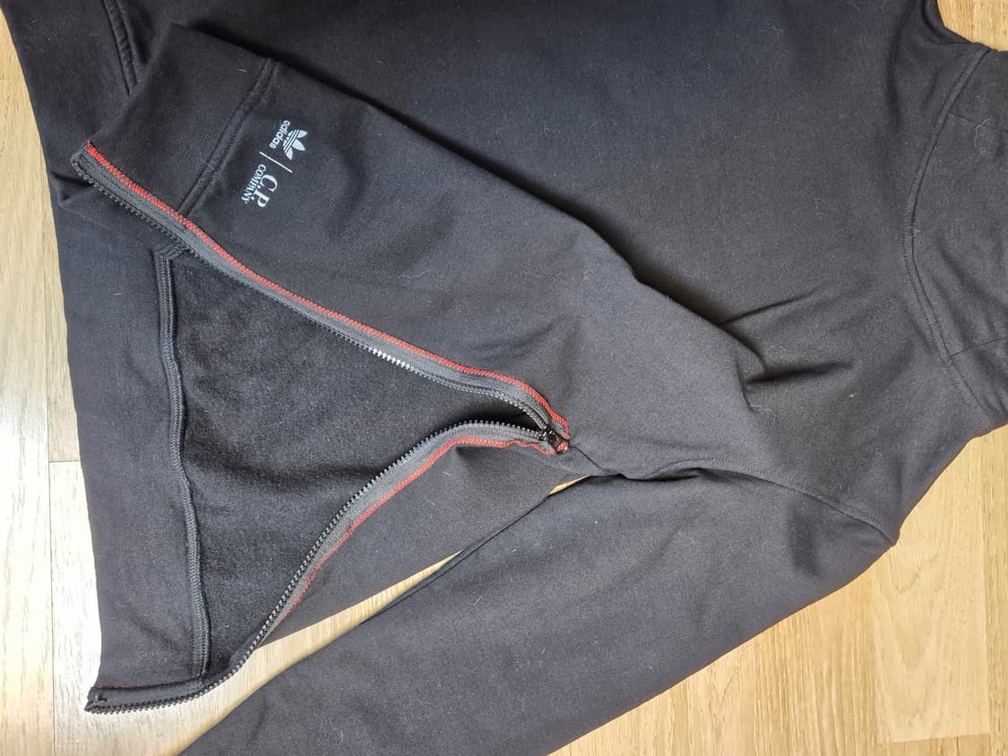 CP컴퍼니 &아디다스 콜라보 고글 후드티 남자 95 상품이미지4