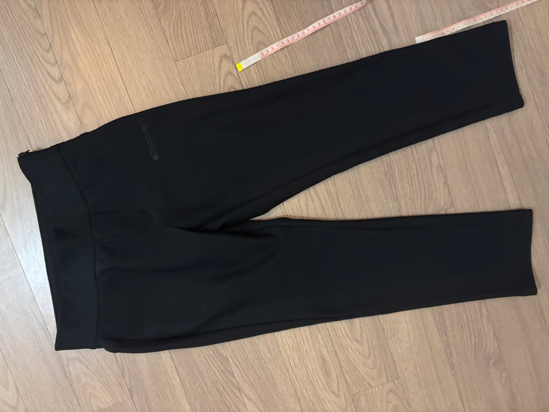 새상품급 디스커버리 와이드밴딩 사이드지퍼 기모팬츠 여 28 상품이미지4