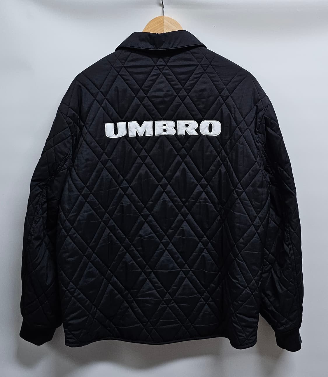 엄브로 퀼팅 패딩자켓 95 오버핏 상품이미지2