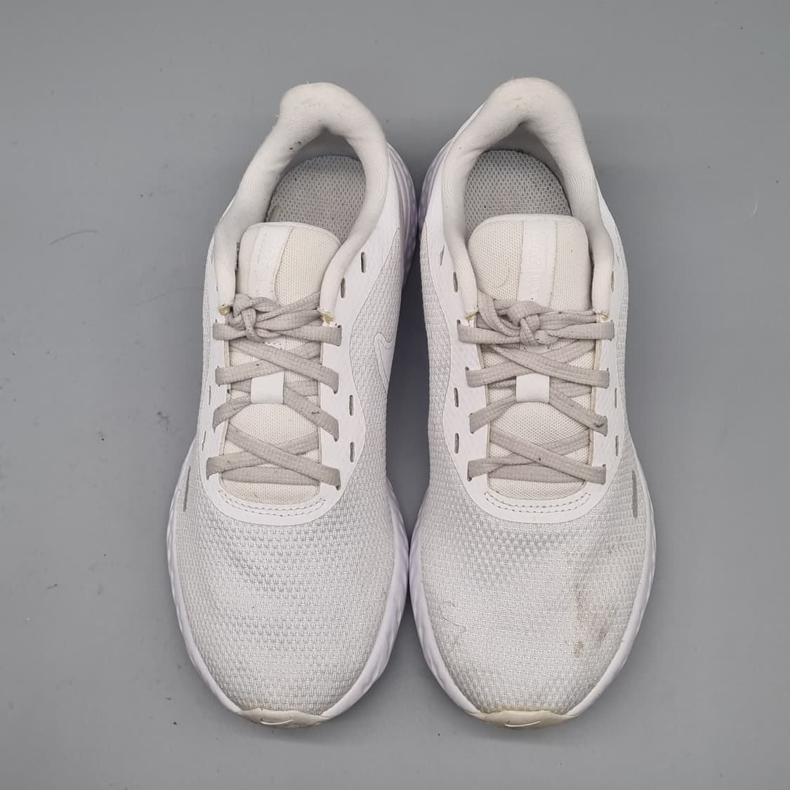 나이키 레볼루션5 여성운동화240  상품이미지2