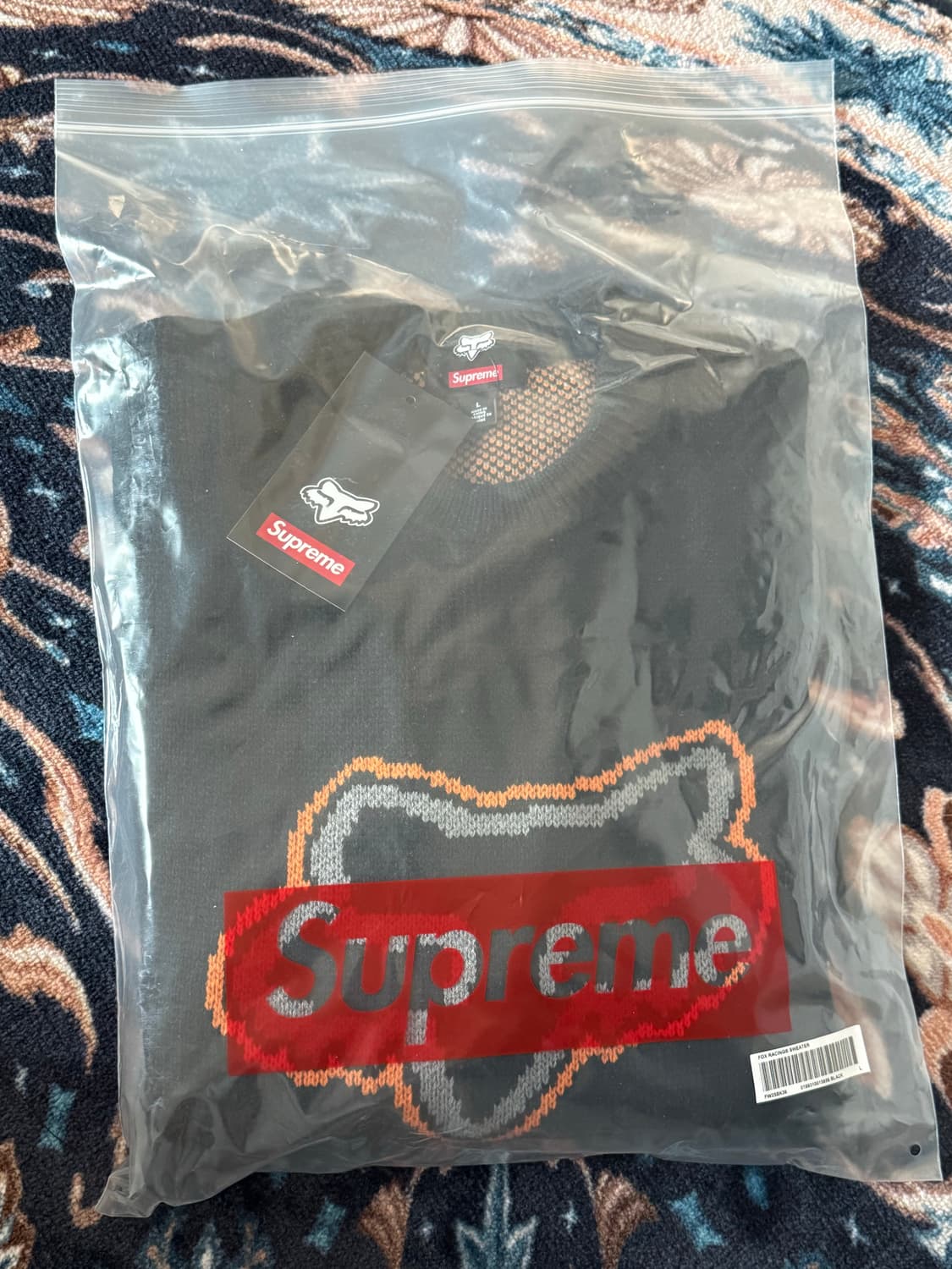 슈프림 폭스 니트 상품이미지2