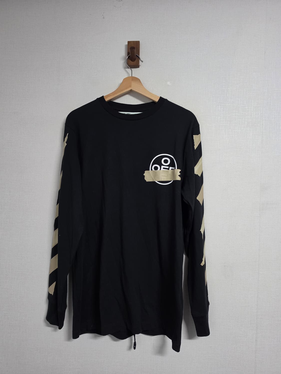 20SS 오프화이트  테이프 애로우 긴팔 티셔츠 M 상품이미지1