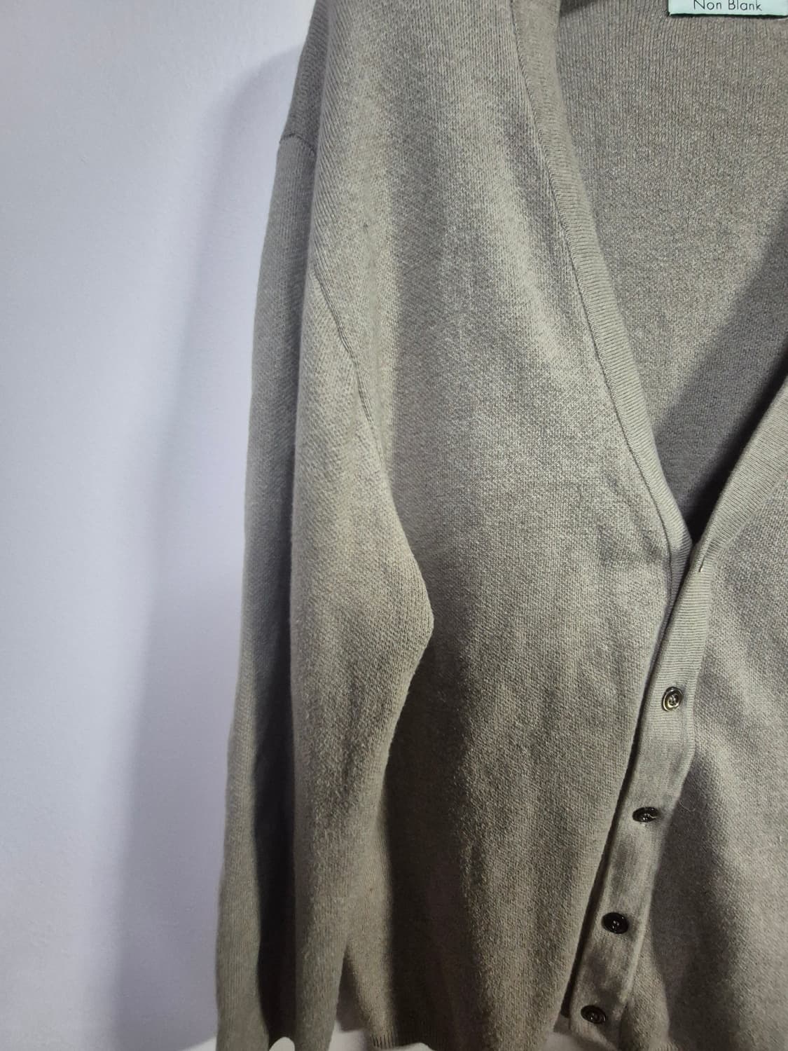 non blank 베이지색 가디건 상품이미지4