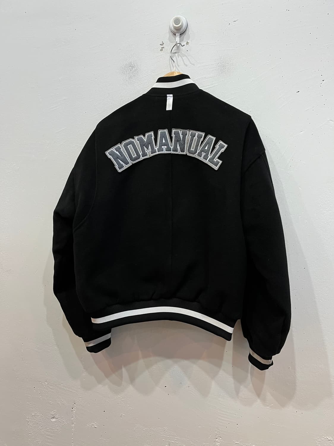 노매뉴얼 바시티자켓 L 상품이미지2