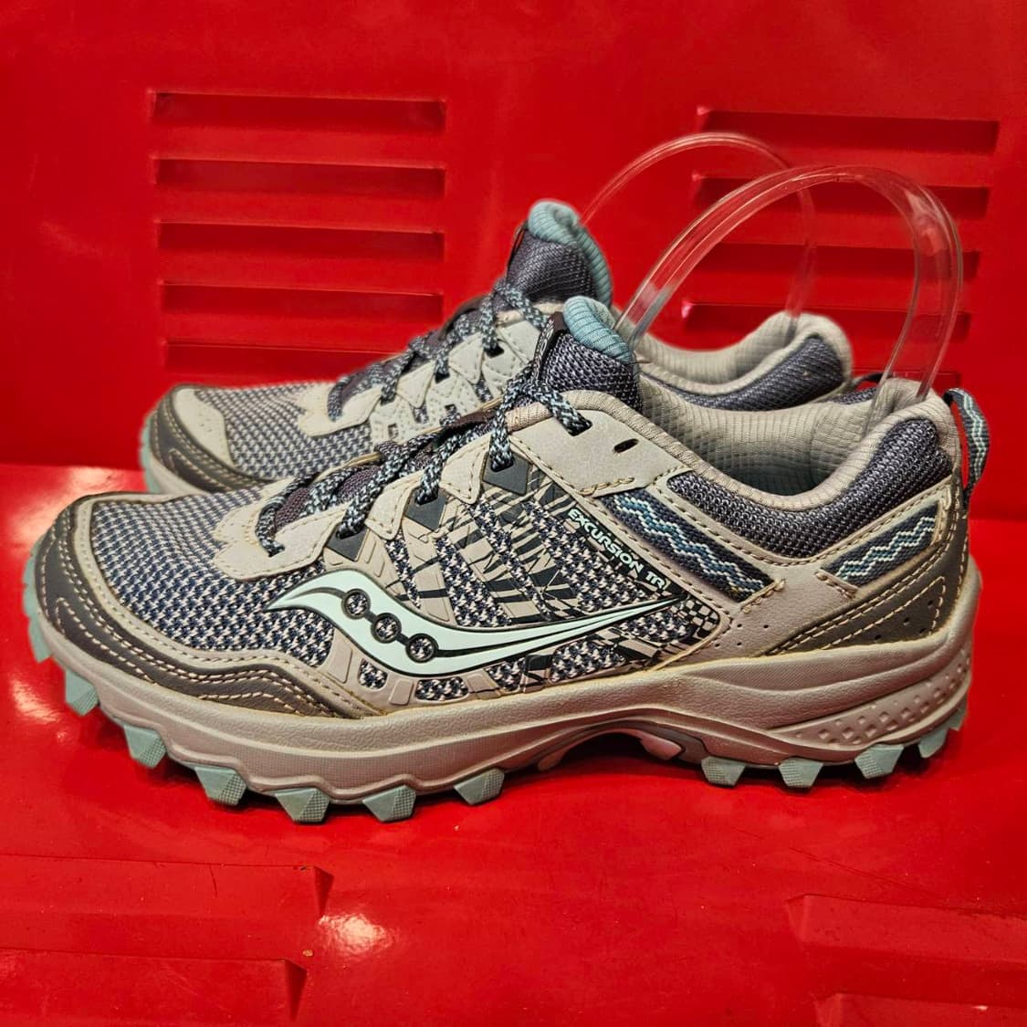 서코니 익스커션 트레킹 슈즈 37.5 size 상품이미지1