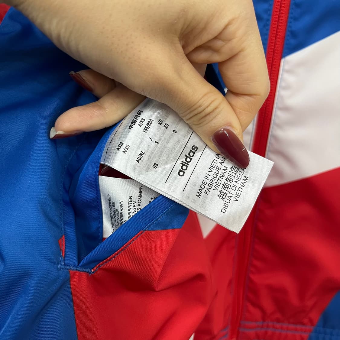 아디다스 22-23 바이에른 뮌헨 앤섬 리버시블 자켓 상품이미지9