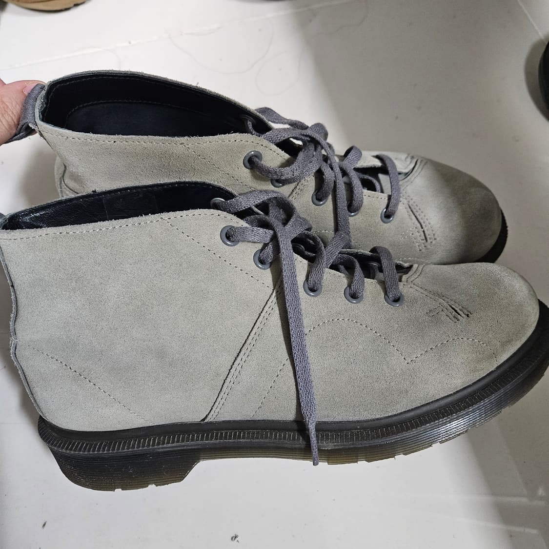 닥터마틴 워커 (처치 스웨이드 그레이 UK6) 상품이미지2