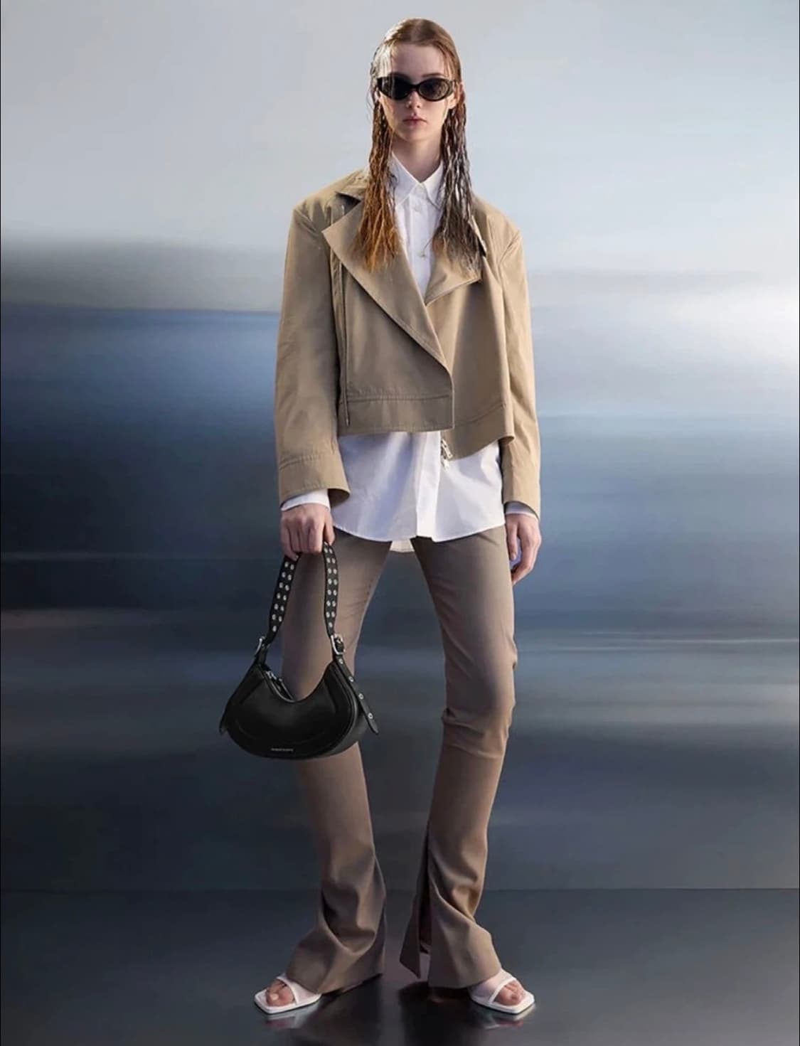 [찰스앤키스] 페트라 그로밋-스트랩 커브드 숄더백 상품이미지8