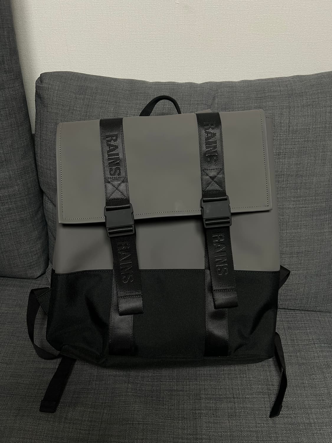 레인즈 백팩 새상품 상품이미지1