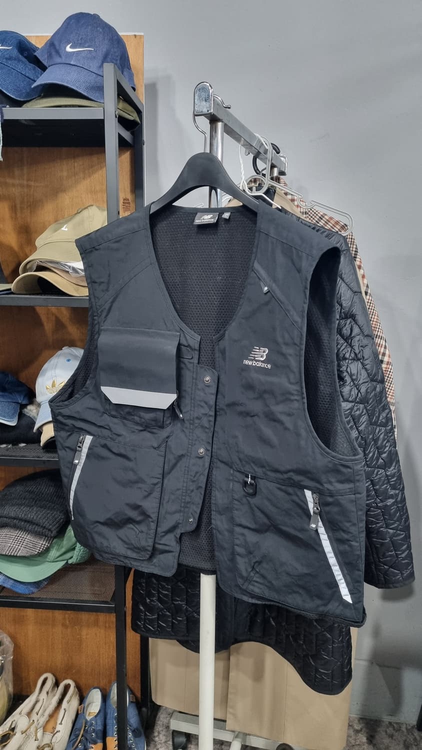 남성용 블랙 카메라 조끼 (뉴발란스제품) 105~110 (가슴단면66) 상품이미지1