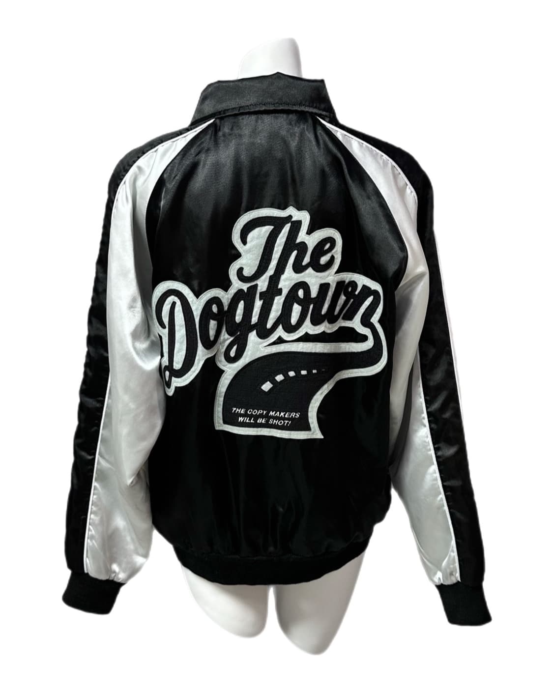 도그타운 새틴 빅로고자켓 상품이미지1