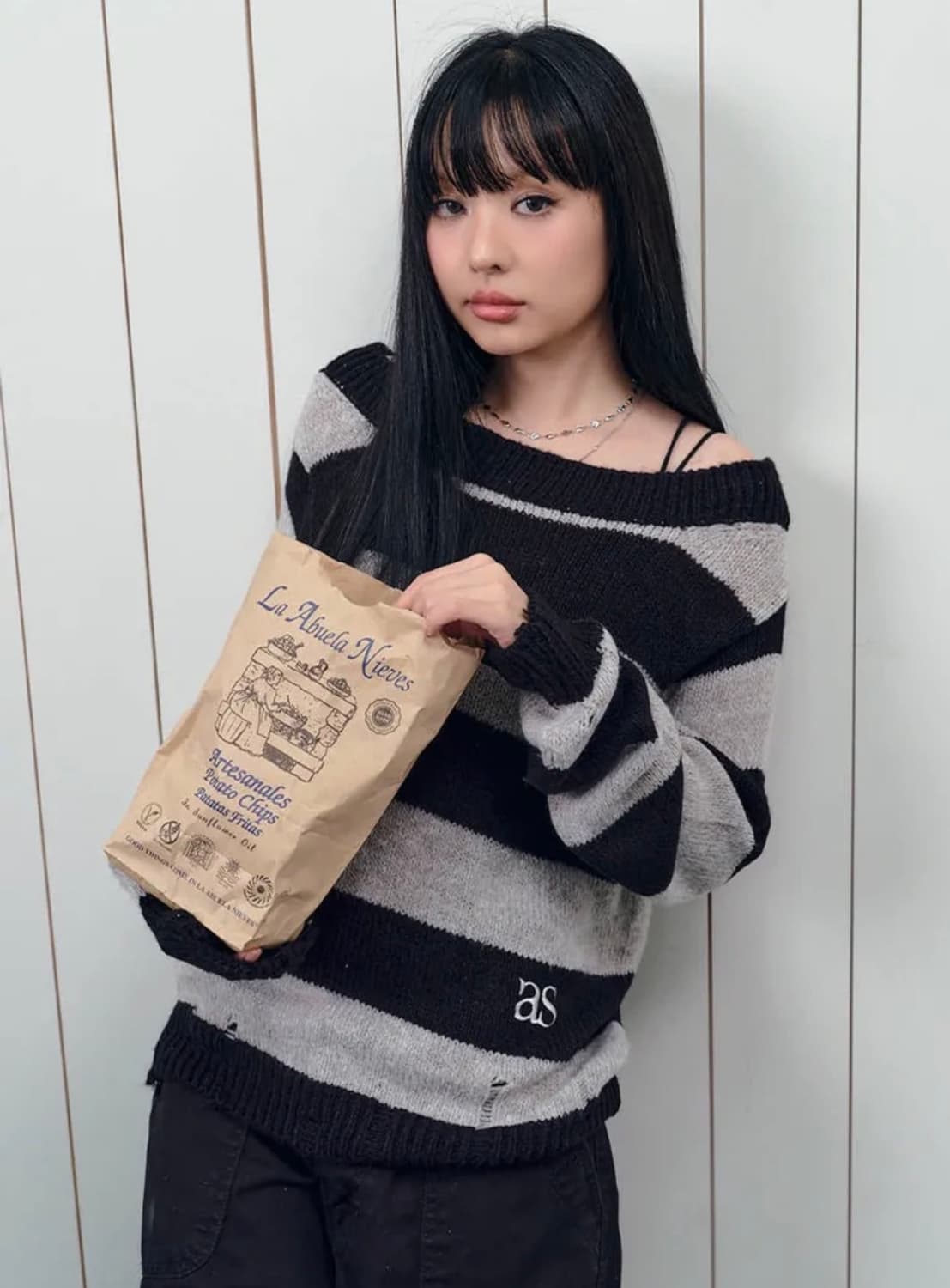 애즈온 SORI OFF STRIPE KNIT / BLACK 상품이미지1