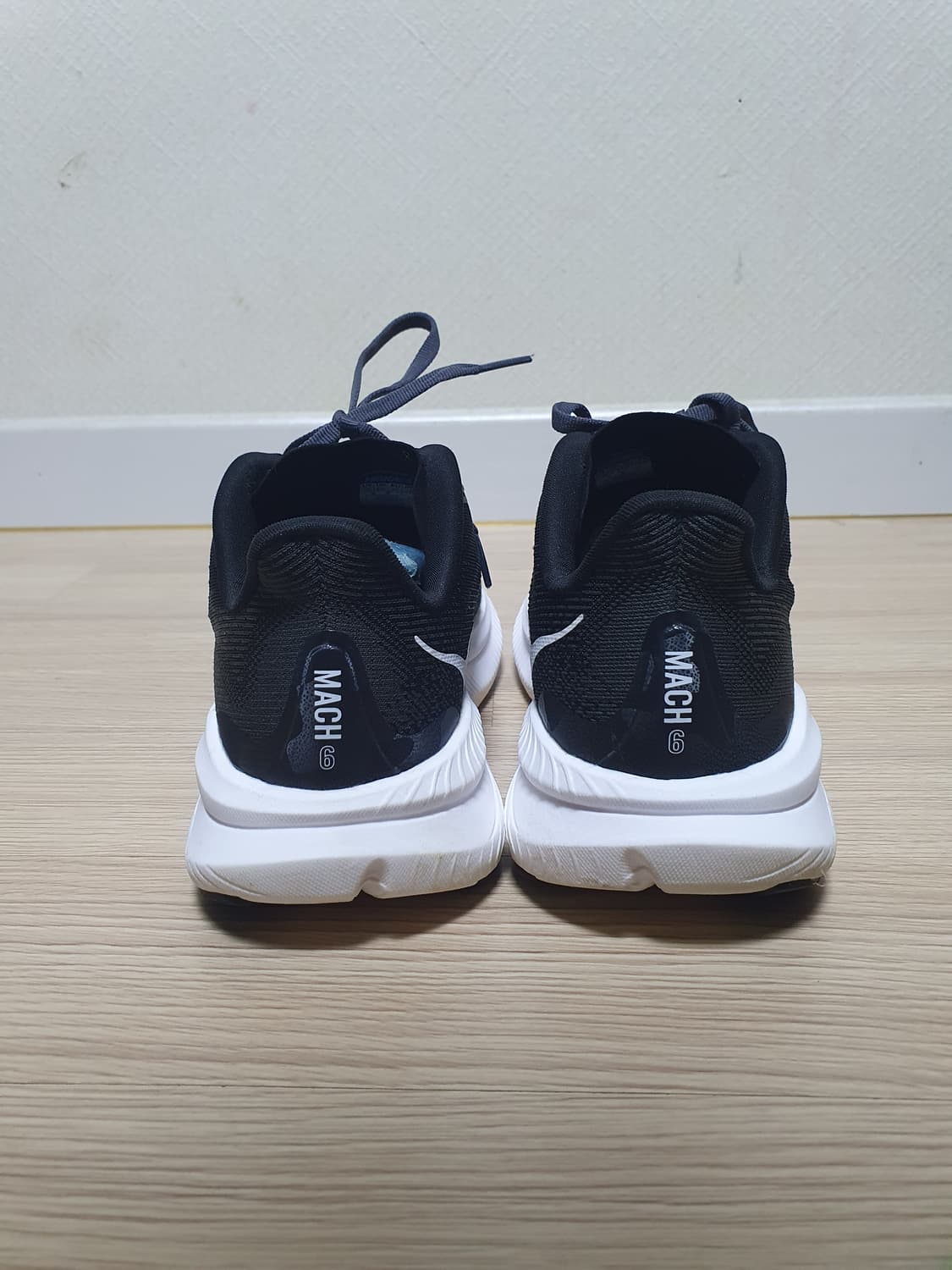 호카 오네오네 마하 6 러닝화 250 상품이미지5