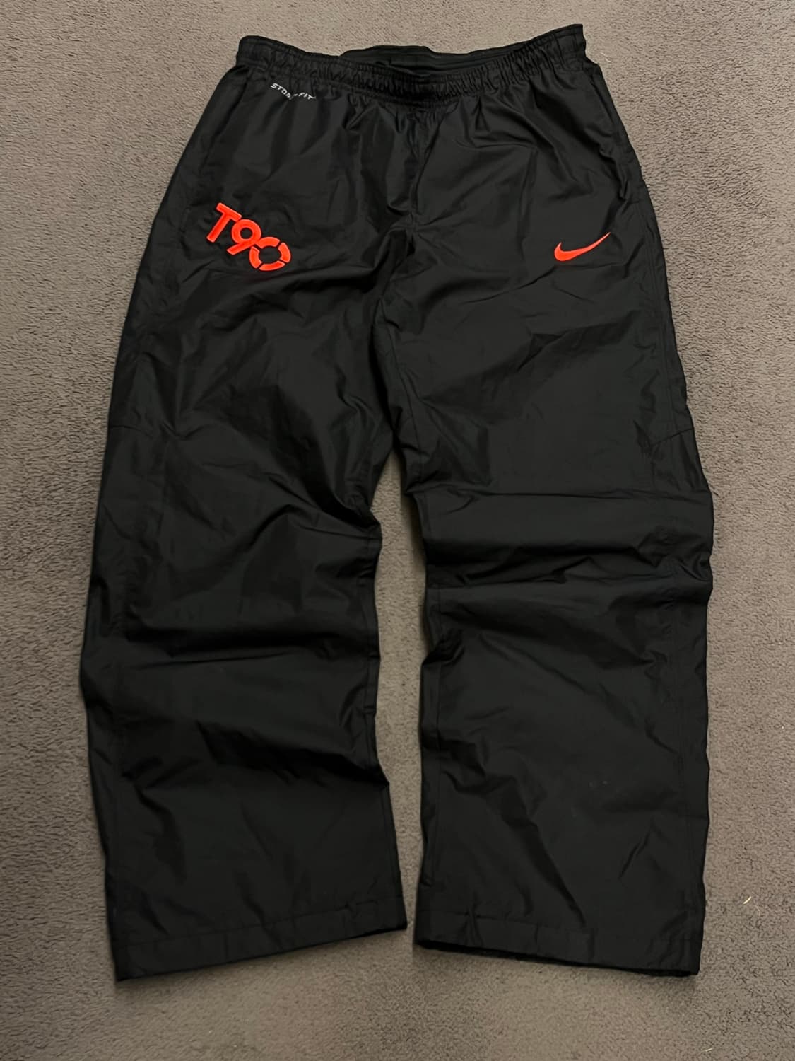 나이키 올드스쿨 토탈90 나일론 와이드 팬츠 처분  상품이미지1