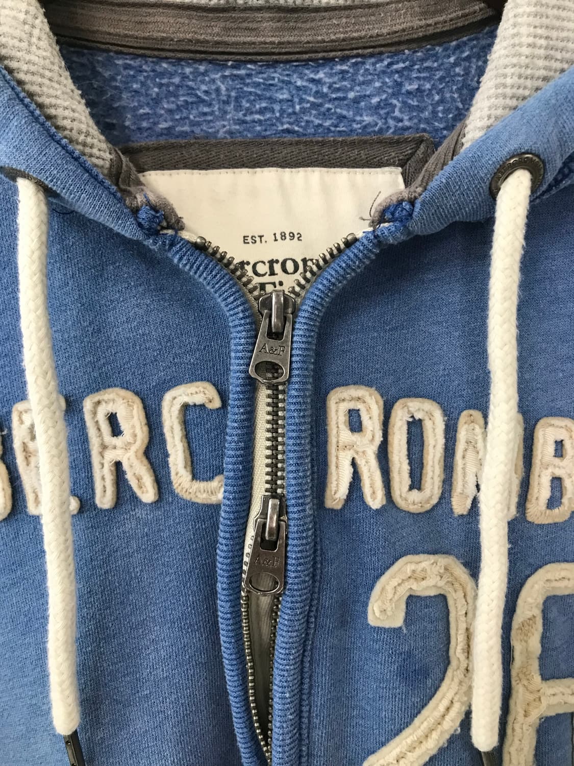 아베크롬비 y2k 와투케 스카이블루 후드집업  상품이미지5