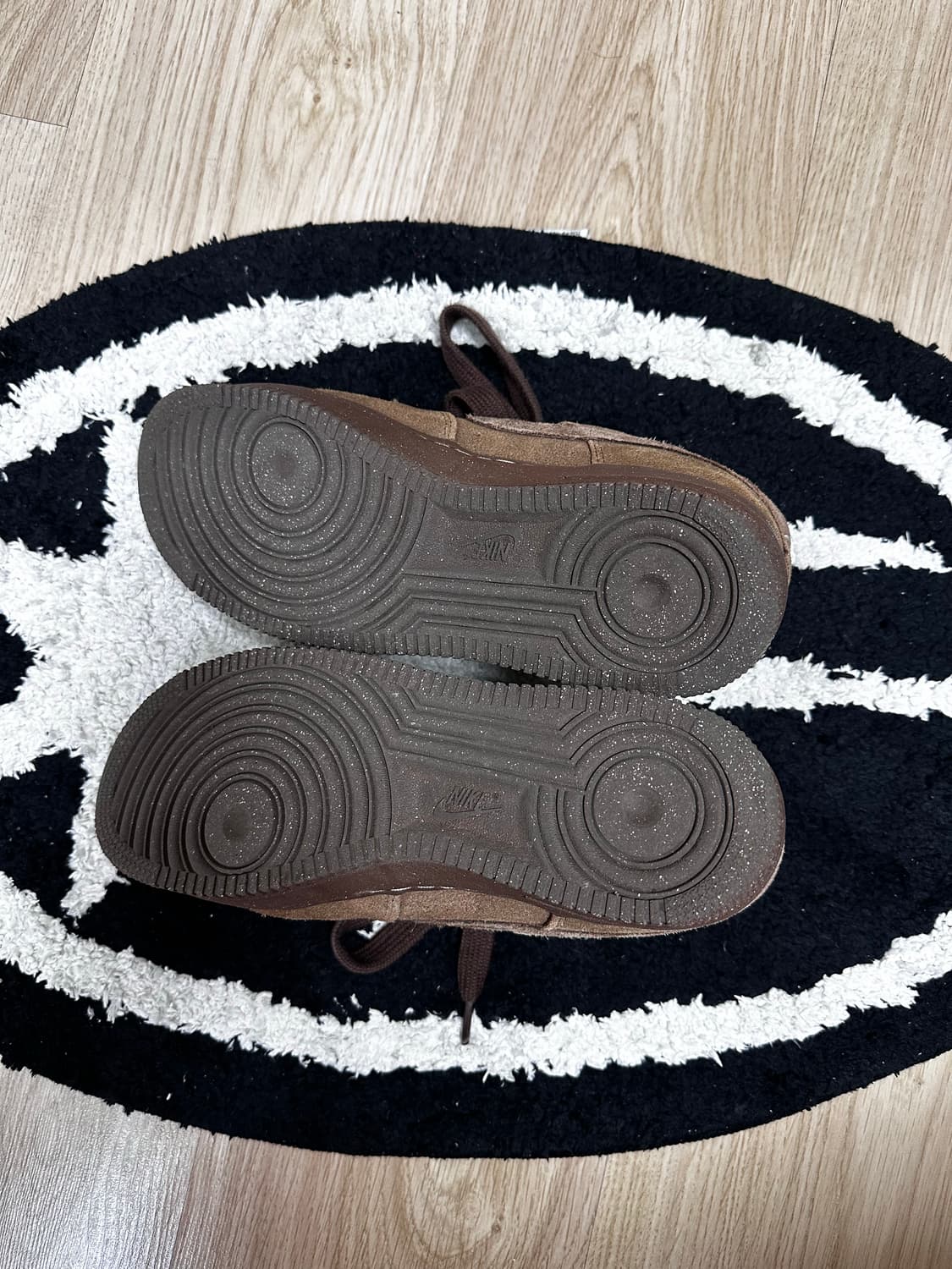 나이키 에어포스 1 '07 카카오 와우 275 상품이미지2