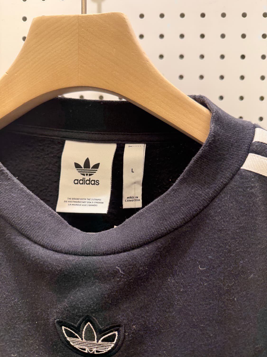 아디다스 오리지널스 3스트라이프 맨투맨 U420 상품이미지4