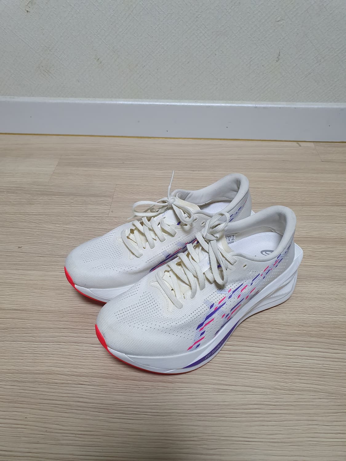 아식스 소닉블라스트 러닝화 260 상품이미지4